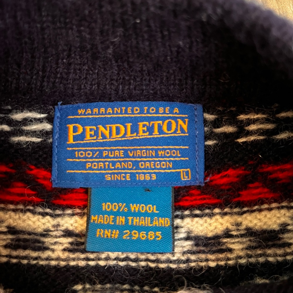 Vintage Pendleton Pullover Sweater. The Classic F… - image 6